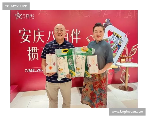球队阵容解析:揭秘精英阵容的默契与战术布局 球队阵容解析:揭秘精英阵容的默契与战术布局